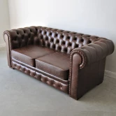 Pikowana sofa chesterfield classic dubai