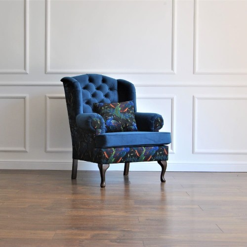 Pikowany fotel uszak chesterfield