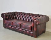 Pikowana sofa chesterfield classic bordowa